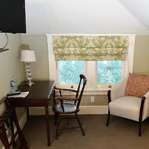 Cozy King Room